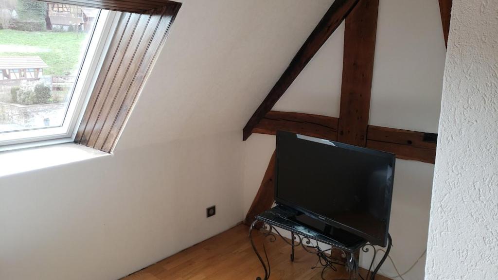 Gite Au Petit Ruisseau-Etage Et Combles-Maison Alsacienne 4 Personnes 4 Nuitees Minimum Langensoultzbach エクステリア 写真